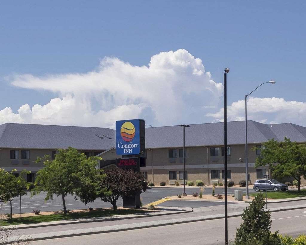 Quality Inn I-25 Pueblo Exteriör bild